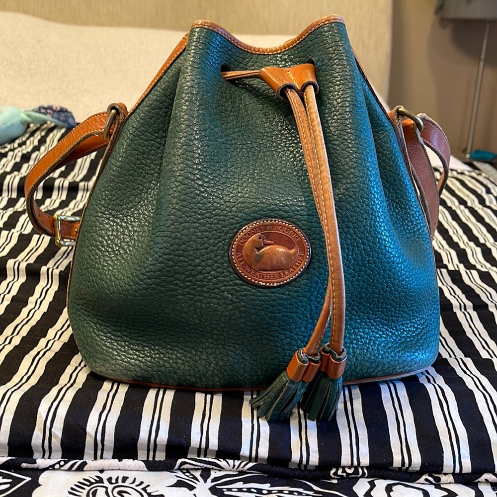 Large vintage green leather Dooney & Bourke drawstring bucket bag